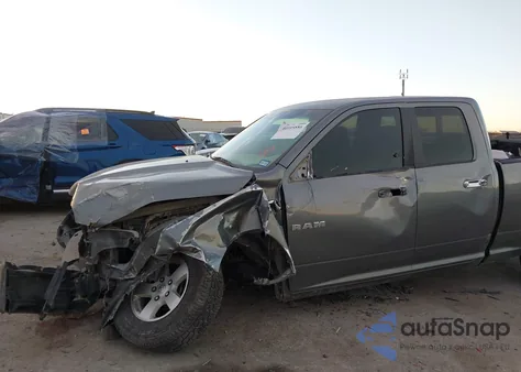 2010 Dodge Ram 1500 Slt/Sport/Trx z USA, uszkodzony, nr VIN 1D7RV1GP7AS160390